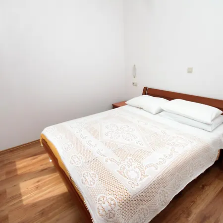 8971c Apartment *